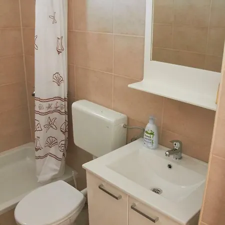 Lägenhet One Bedroom Simicic Rab Town
